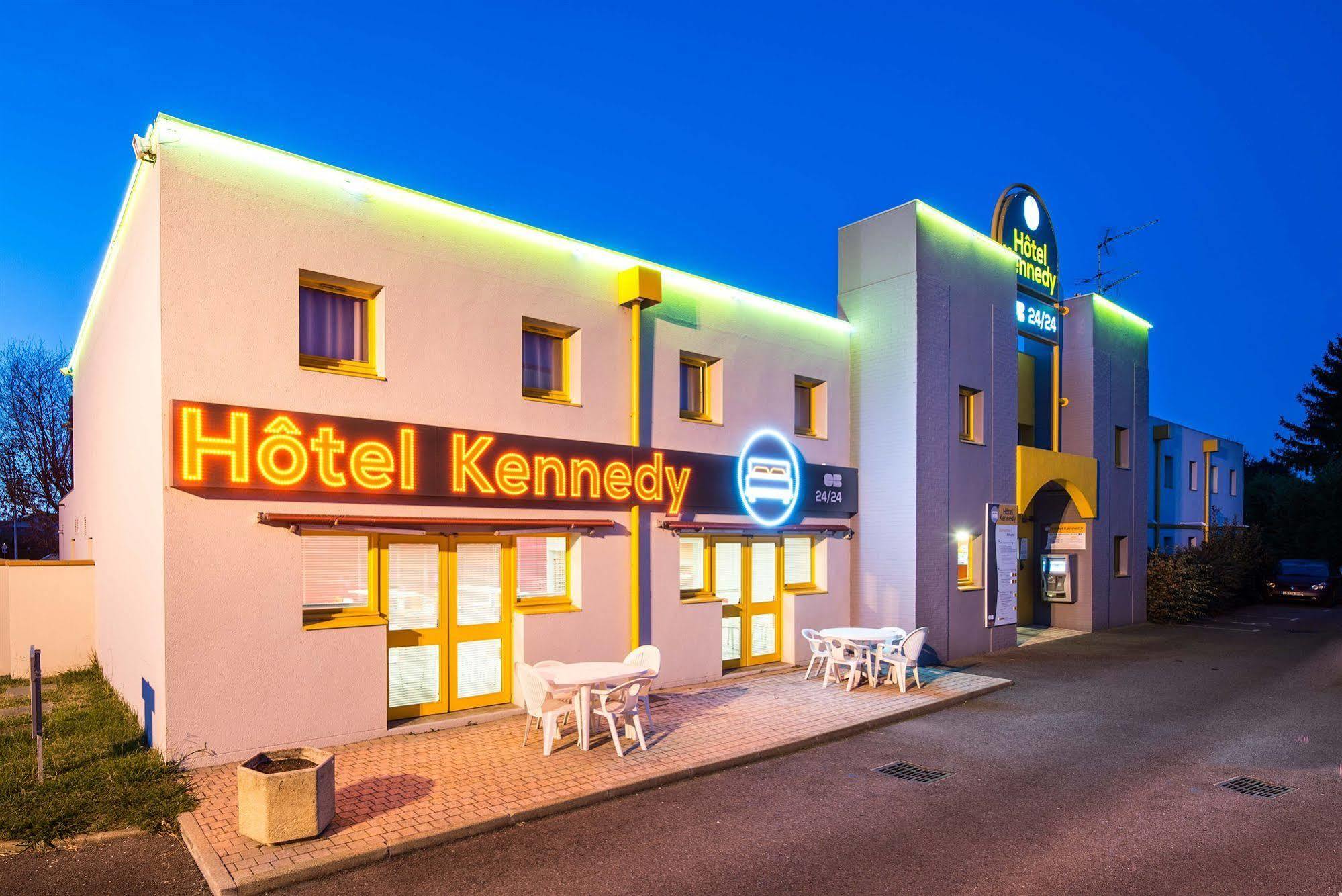 Hotel Kennedy Parc Des Expositions Tarbes Exterior foto